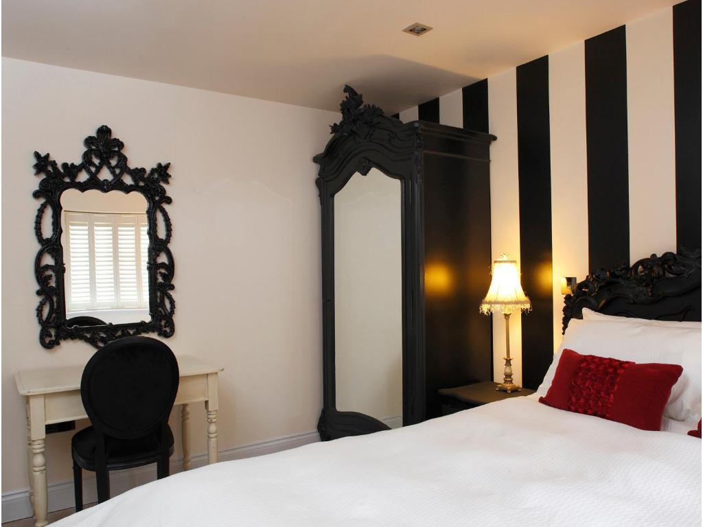 The Broad Leys Bed and Breakfast Aylesbury  Værelse billede