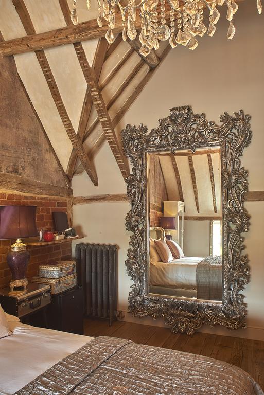 The Broad Leys Bed and Breakfast Aylesbury  Eksteriør billede