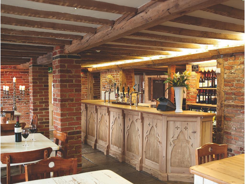 The Broad Leys Bed and Breakfast Aylesbury  Eksteriør billede